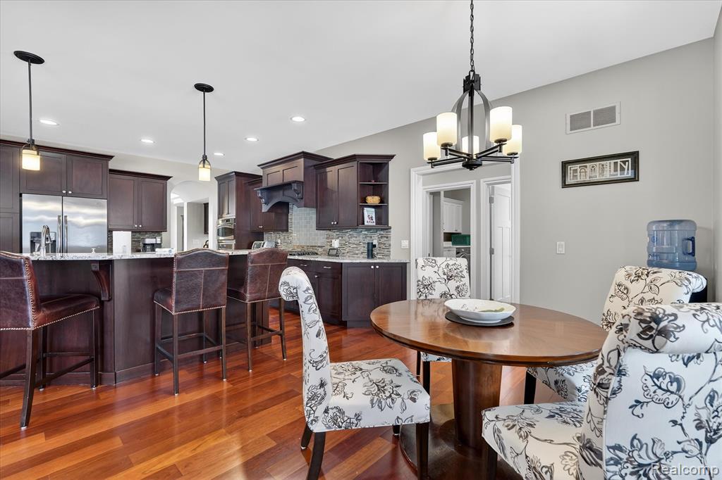 7247 Ardsley Lane, Clarkston, MI 48348 — Photo 14