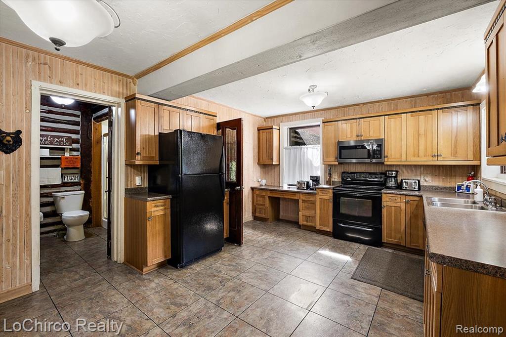 8646 Thendara Boulevard, Clarkston, MI 48348 — Photo 17