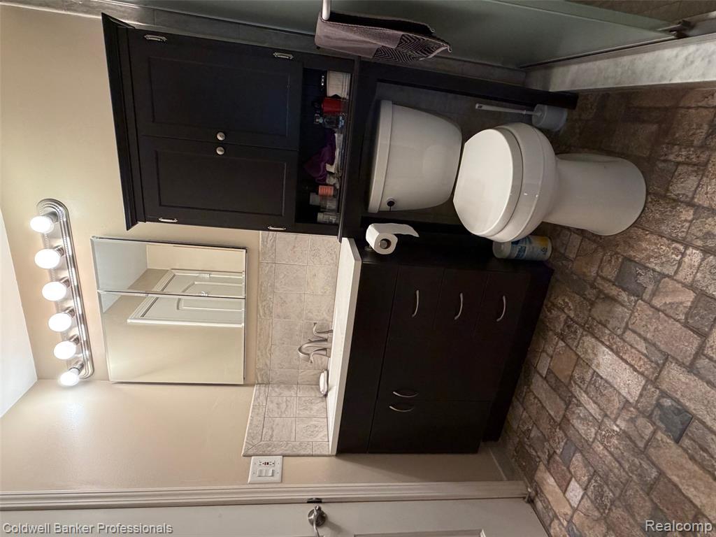 37021 E Aragona Drive, Clinton Twp, MI 48036 — Photo 20