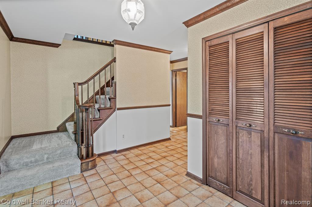 16235 WINCHESTER Drive, Northville, MI 48168 — Photo 11