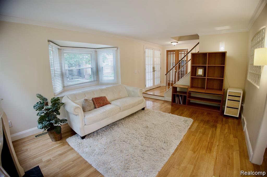 5234 BREEZE HILL, Troy, MI 48098 — Photo 16