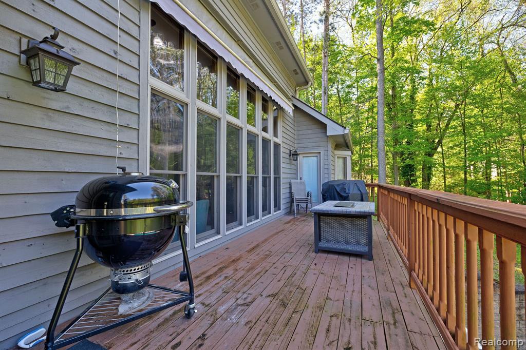 900 ROLLING PINES Drive, Ortonville, MI 48462 — Photo 75