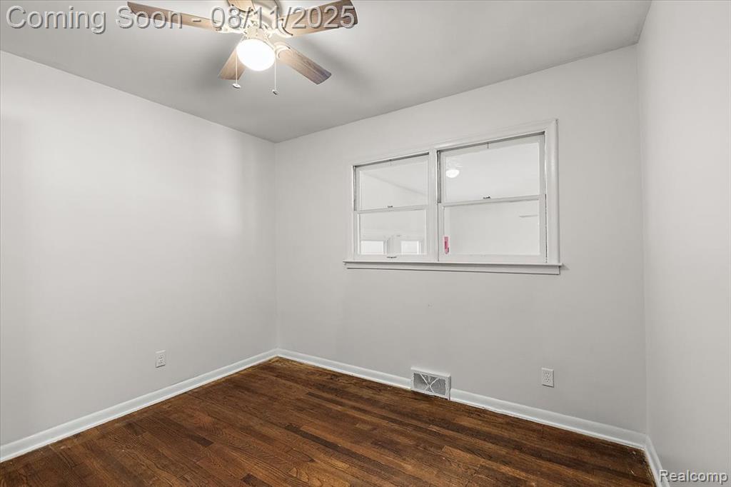 741 W Livingston Road, Highland, MI — Photo 44