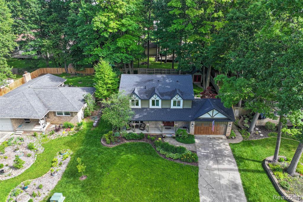 5327 Olde Saybrooke Road, Grand Blanc, MI 48439 — Photo 42