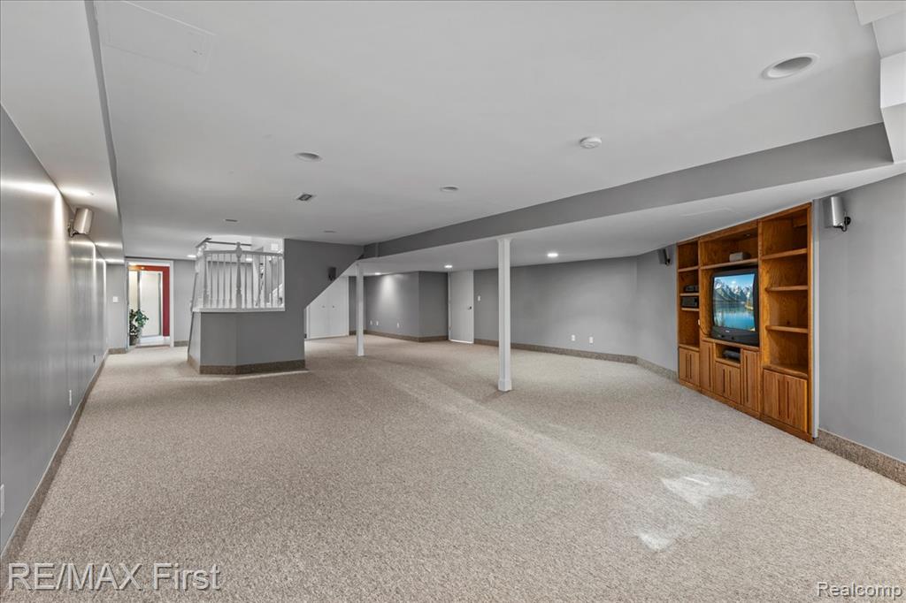 48241 Century Drive, Macomb, MI 48044 — Photo 52