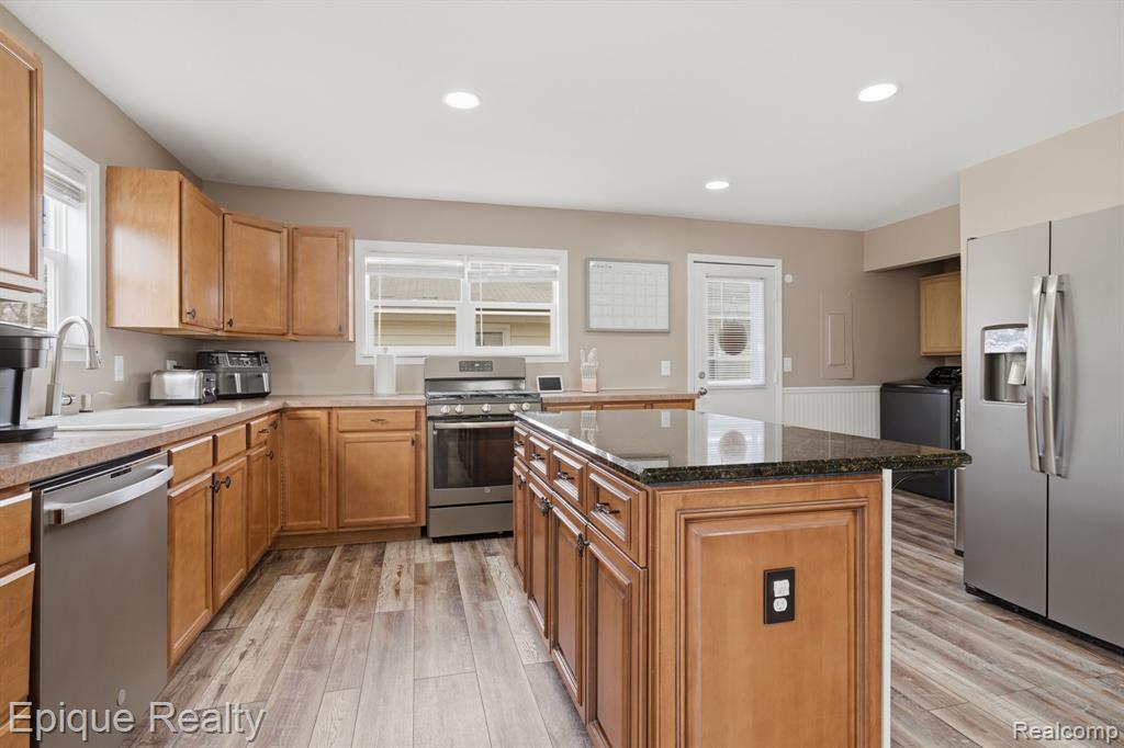 11605 Elmdale Road, Whitmore Lake, MI 48189 — Photo 13