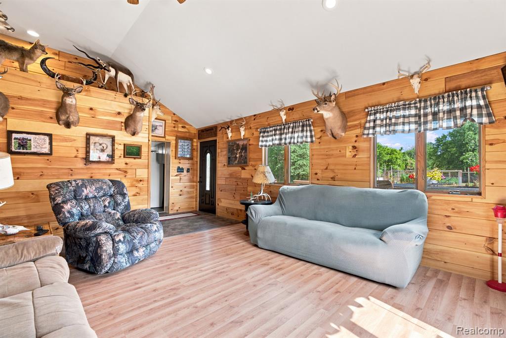 4201 Galbraith Line Road, Croswell, MI 48422 — Photo 5