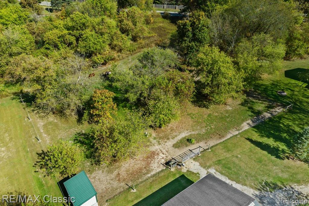 10979 Milford Road, Holly, MI 48442 — Photo 31