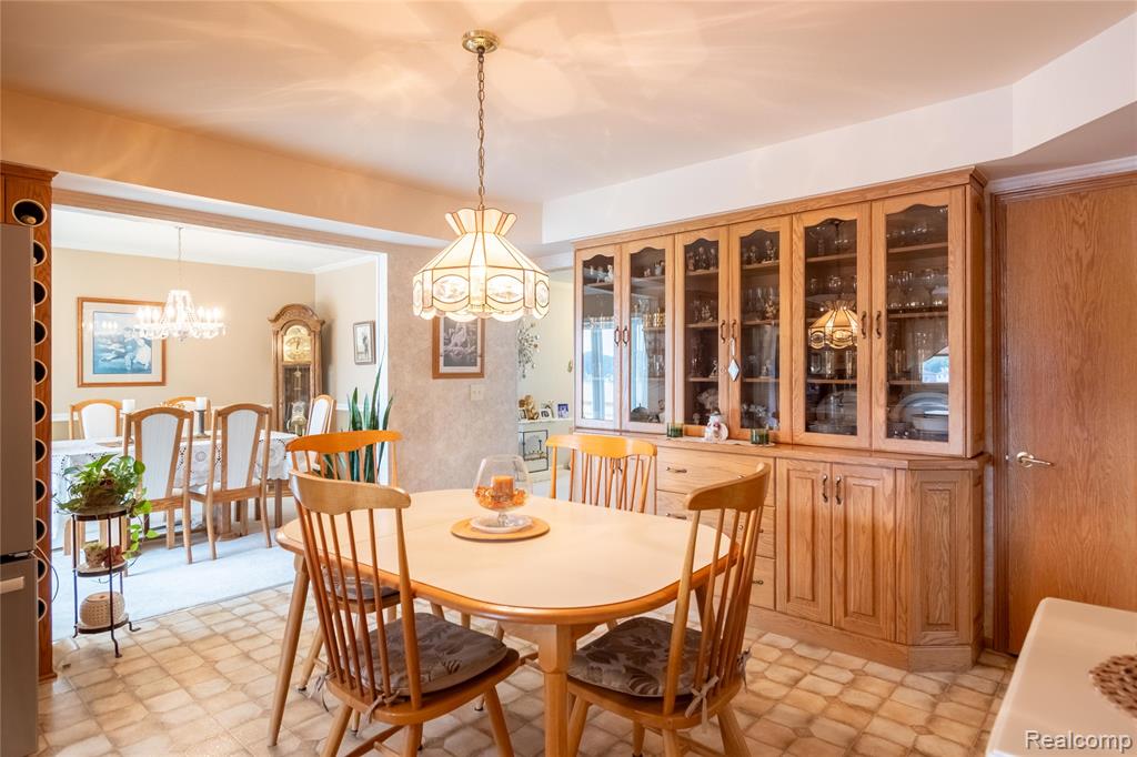 54810 Blue Cloud Drive, Shelby Twp, MI 48315 — Photo 15