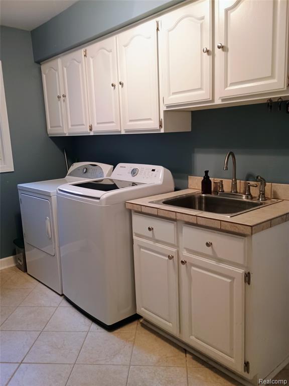 4111 Seymour Drive, Troy, MI 48098 — Photo 11