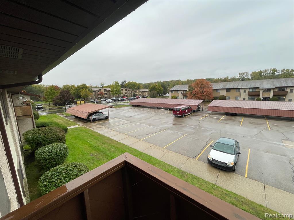 7599 MANOR CIR, Westland, MI — Photo 23