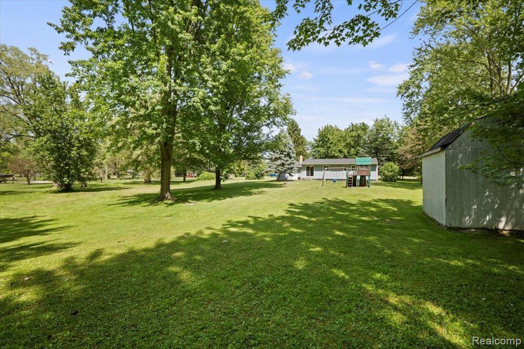 5116 WAKEFIELD Road, Grand Blanc, MI 48439 — Photo 41