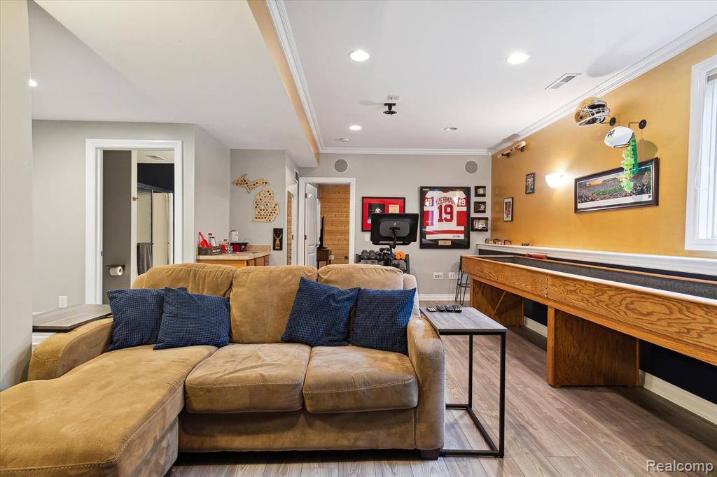 4198 OAK Street, Grand Blanc, MI 48439 — Photo 6