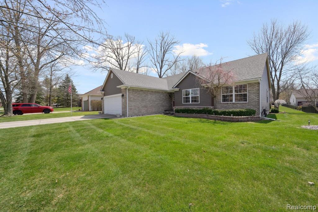 1901 ASH Street, St. Clair, MI 48079 — Photo 3
