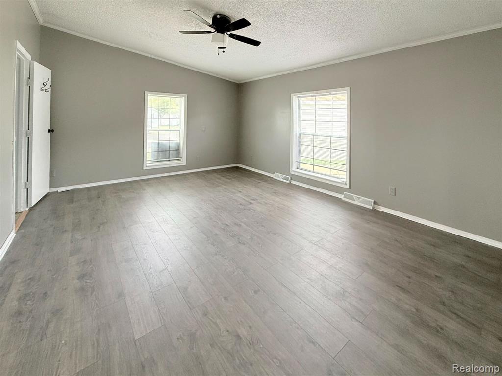 6255 Telegraph Road, 214, Erie, MI — Photo 17