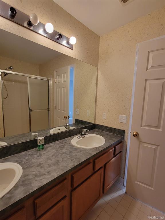 42834 PATTY Lane, Belleville, MI 48111 — Photo 8