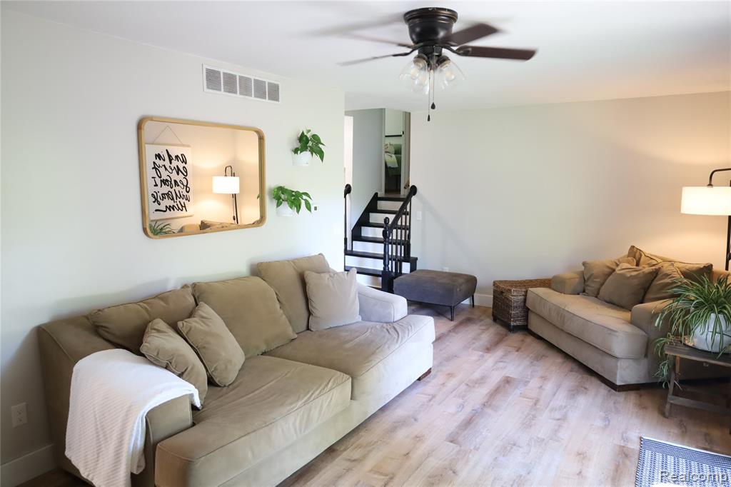9509 Midland Road, Freeland, MI 48623 — Photo 12