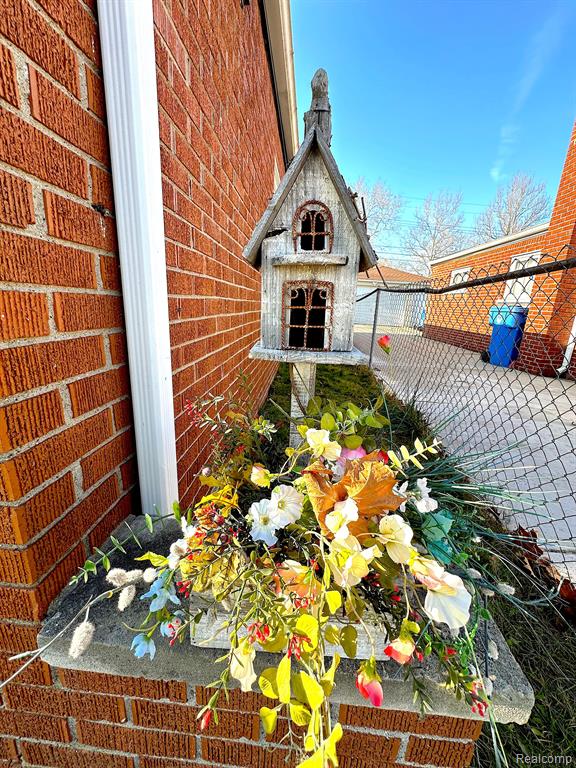 4992 MCKINLEY Street, Dearborn Heights, MI 48125 — Photo 3