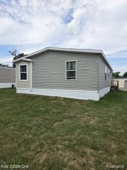 27 Cardinal Hill Dr. Drive, Orion, MI