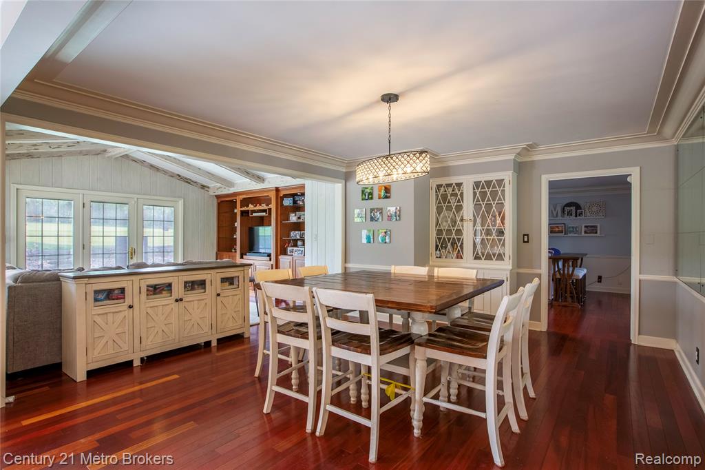 9270 Hidden Valley Court, Grand Blanc, MI 48439 — Photo 21
