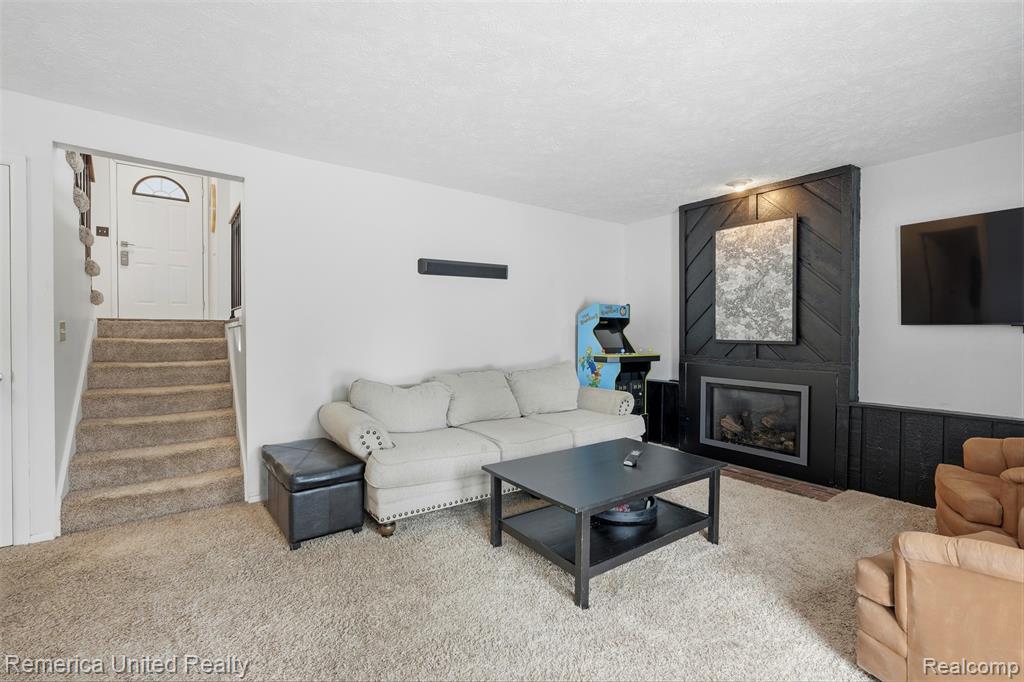 968 Touraine Avenue, East Lansing, MI 48823 — Photo 23