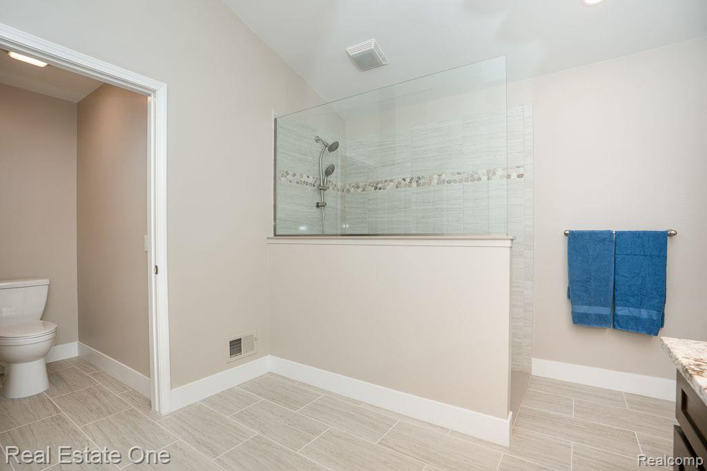 961 HOLLOW CORNERS, Rochester, MI 48307 — Photo 31