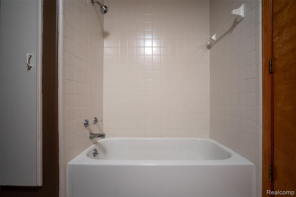 5401 Ternes Street, Dearborn, MI 48126 — Photo 22
