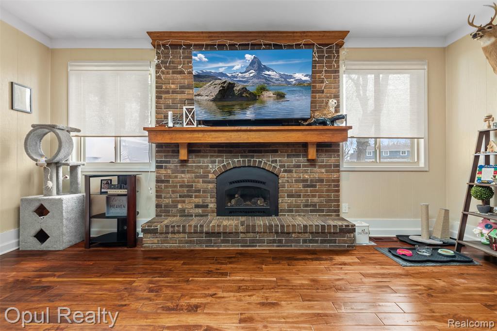 4748 Ravinewood Drive, Commerce Twp, MI 48382 — Photo 19