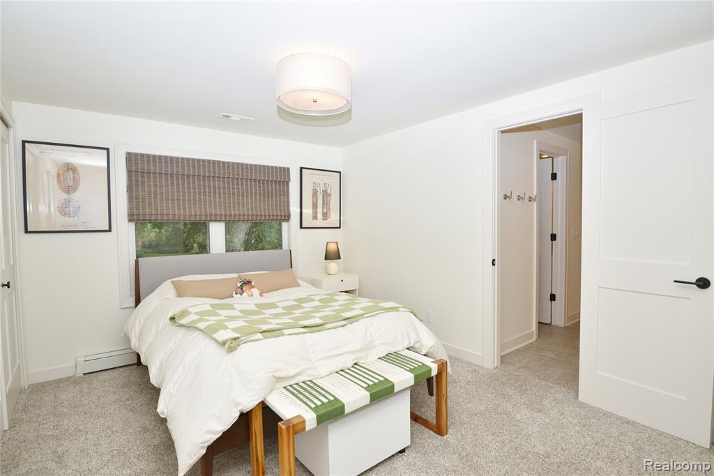 3029 S Westview Court, Bloomfield, MI 48304 — Photo 26