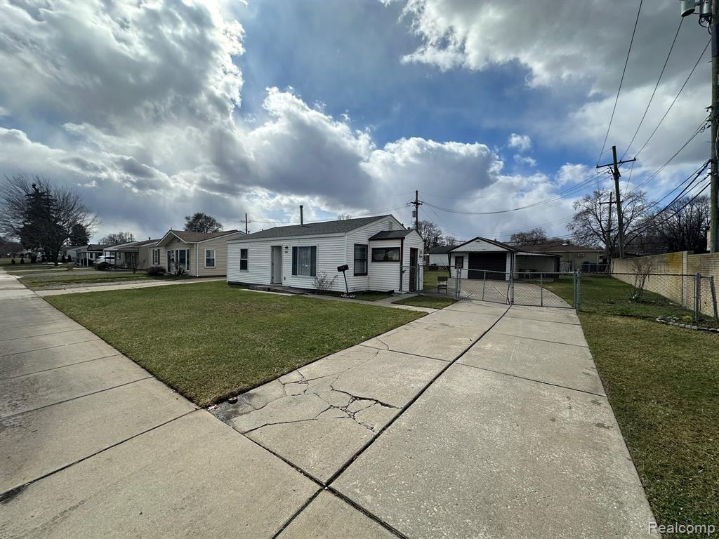 7166 Pardee Road, Taylor, MI 48180 — Photo 3