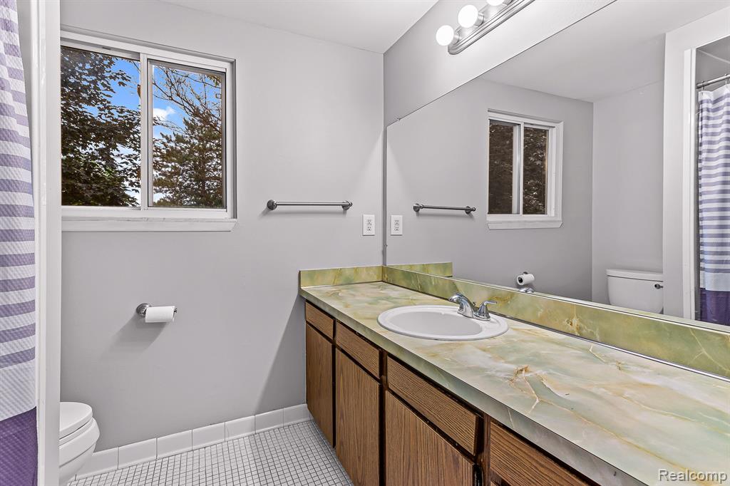 43300 OAKBROOK Court, Canton, MI 48187 — Photo 32