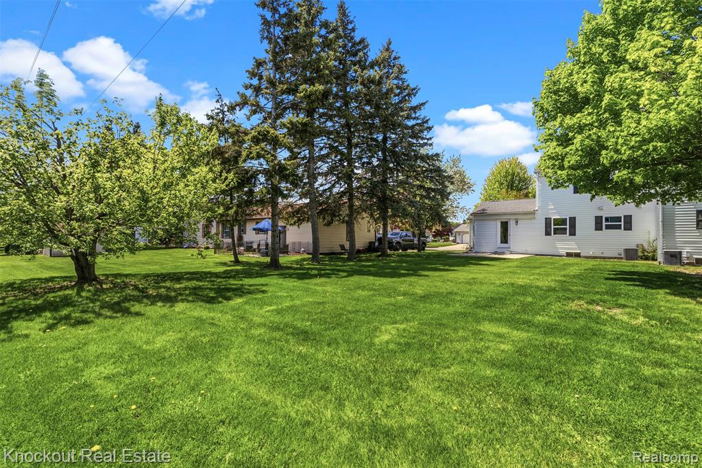 459 Zehnder Drive, Frankenmuth, MI 48734 — Photo 35