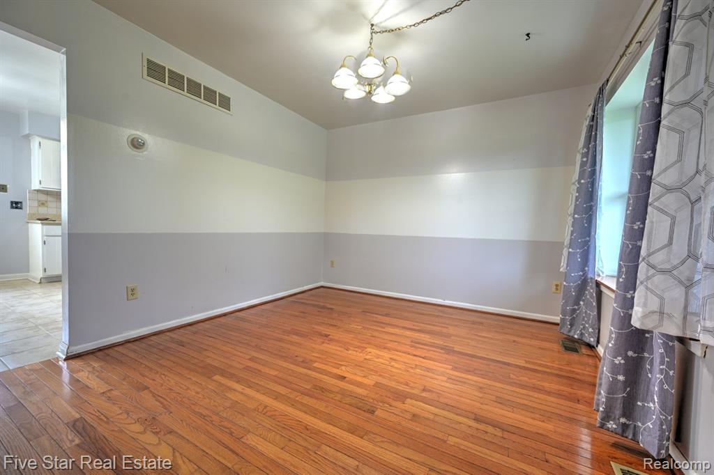 1857 E Rose Center Road, Holly, MI 48442 — Photo 5