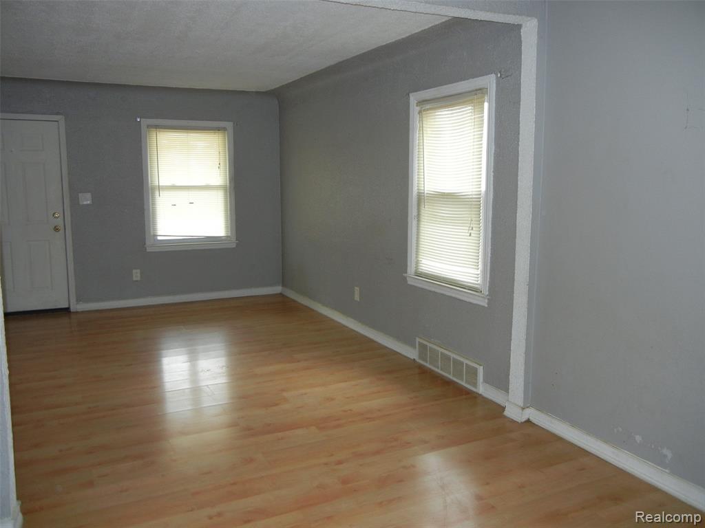 9656 Sioux, Redford, MI 48239 — Photo 3