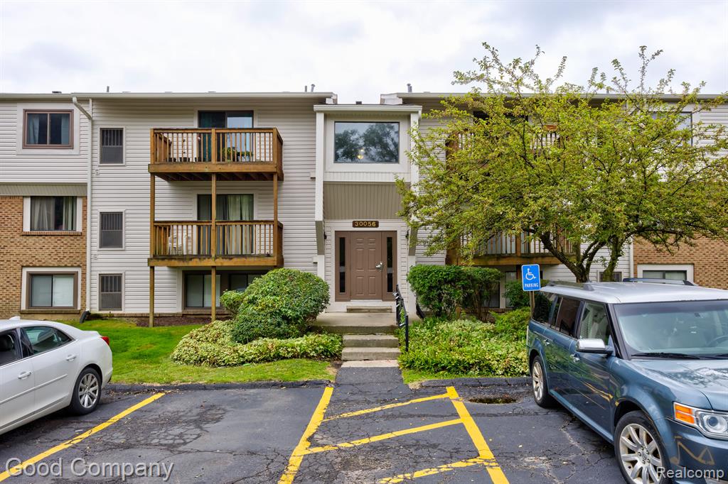 30056 W 12 MILE Road, 79, Farmington Hills, MI 48334 — Photo 31