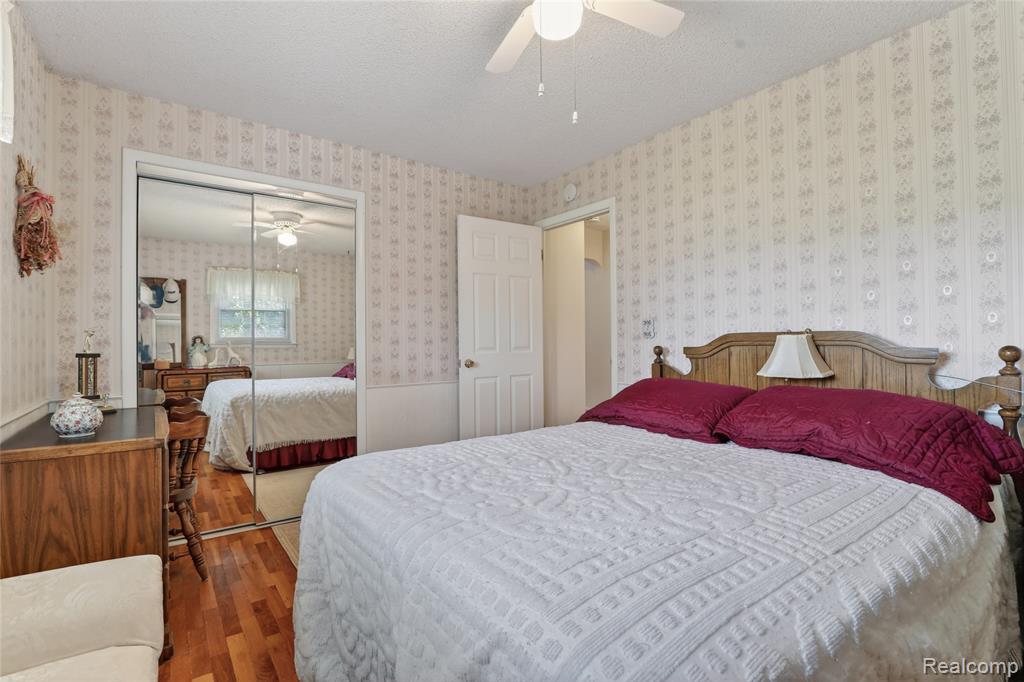 5090 Torrey Road, Flint, MI 48507 — Photo 29