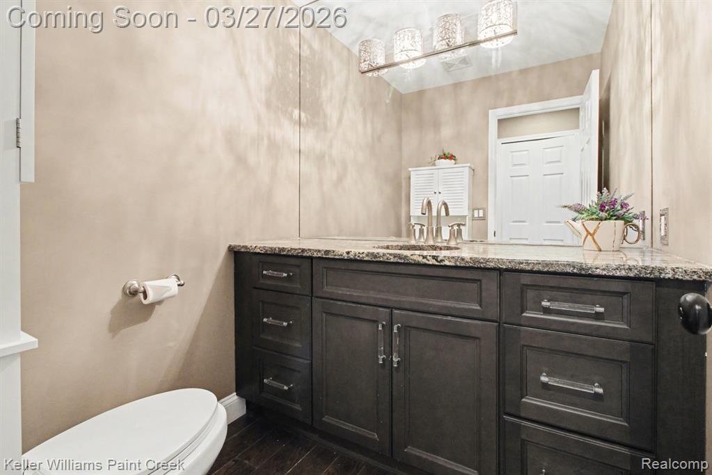 7365 Danbury Drive, West Bloomfield, MI — Photo 11