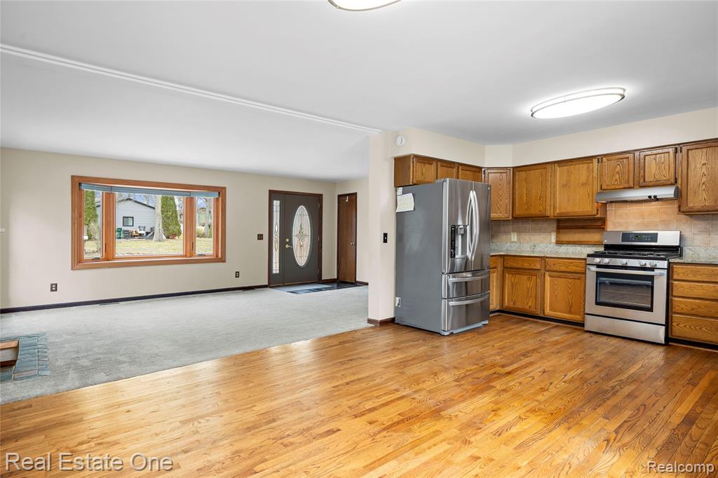 4921 Crestview Drive, Clarkston, MI 48348 — Photo 21