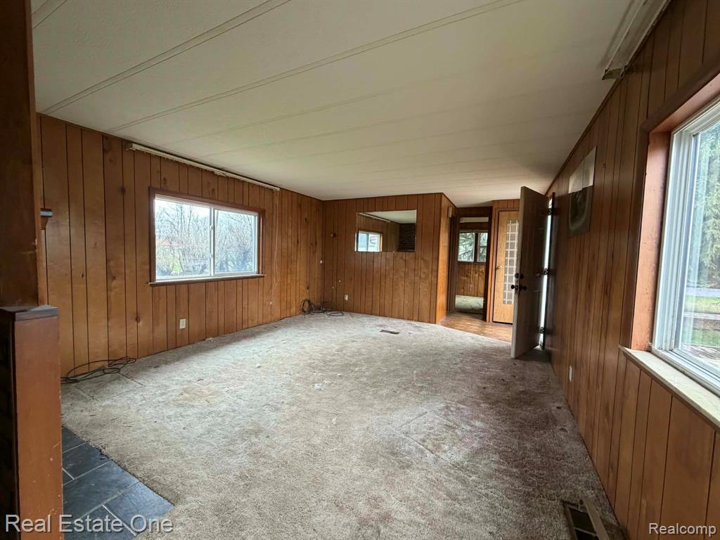 1653 E Pinconning Road, Pinconning, MI 48650 — Photo 17