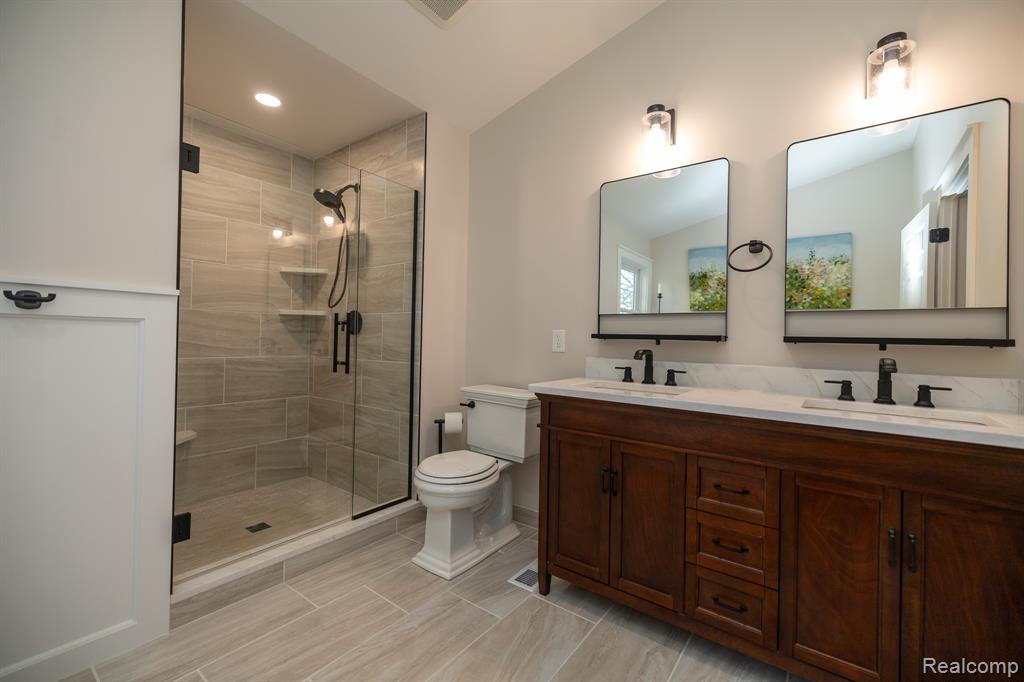 3094 Waldon Park Drive, Orion, MI — Photo 23