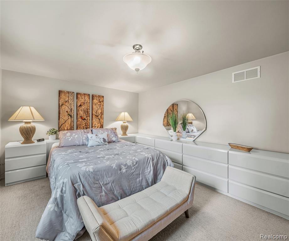 42736 BOULDEN Court, Canton, MI 48187 — Photo 59