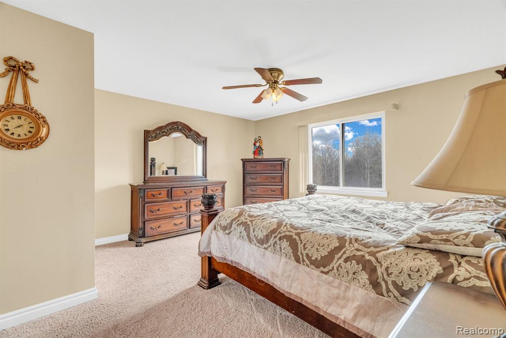 4122 Hawks Nest Road, Utica, MI 48317 — Photo 38