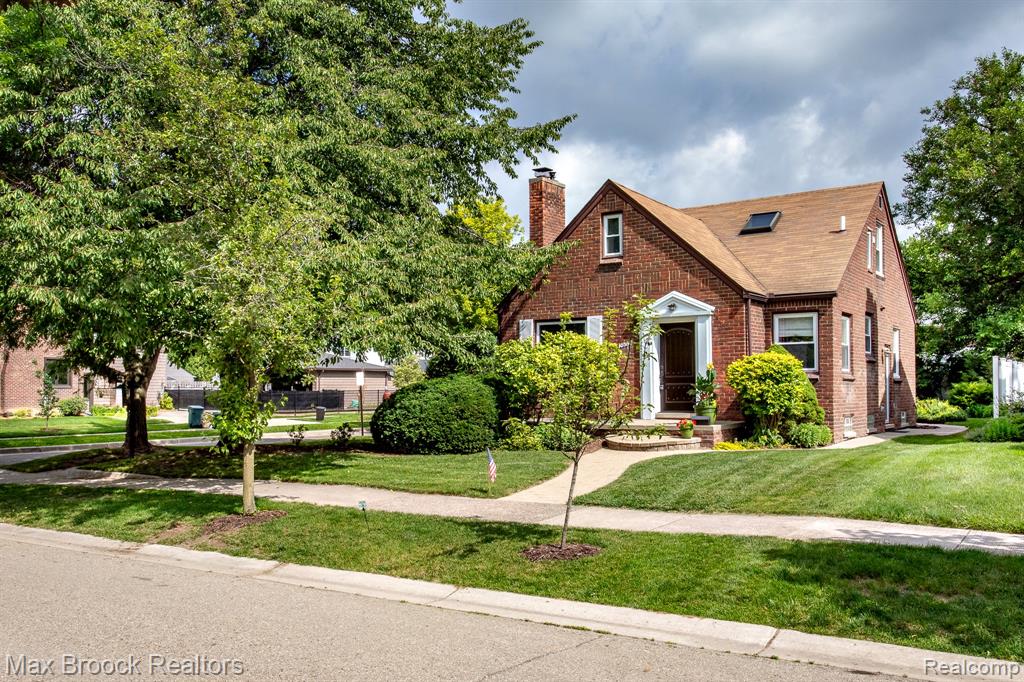10564 Lasalle Boulevard, Huntington Woods, MI — Photo 53