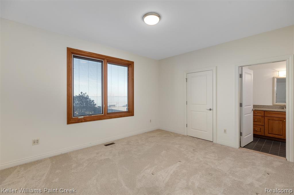 37580 Lakeshore Drive, Harrison Township, MI — Photo 18