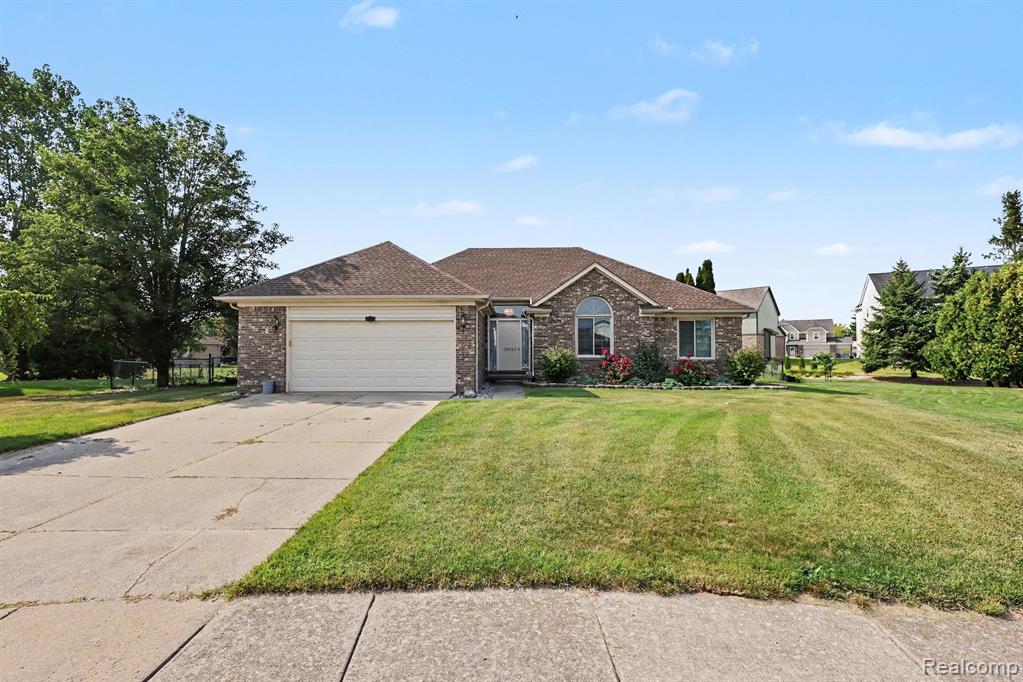 28355 Gamble Road, Chesterfield, MI 48047