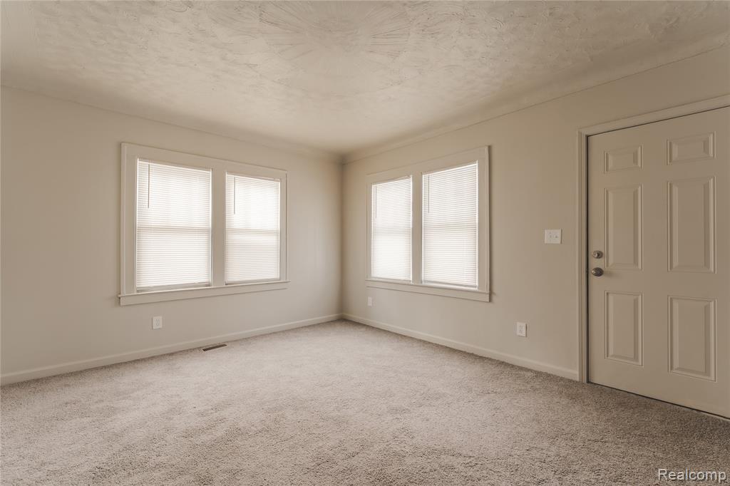 804 Emerson Avenue, Pontiac, MI 48340 — Photo 9