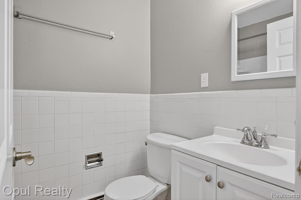 1237 Island Drive, 203, Ann Arbor, MI 48105 — Photo 22