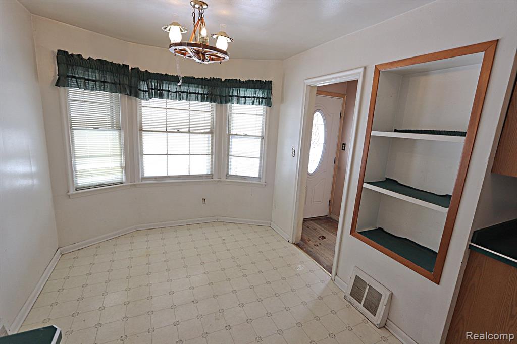7281 PARKLAND, Redford, MI 48239 — Photo 13