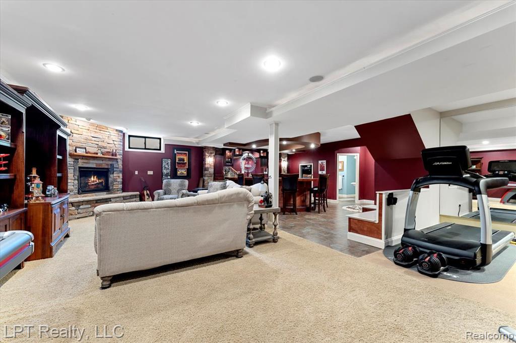 8617 Bonaventure Drive, Brighton, MI 48116 — Photo 36