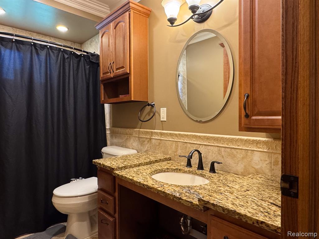 46030 Huling Street, Utica, MI 48317 — Photo 21